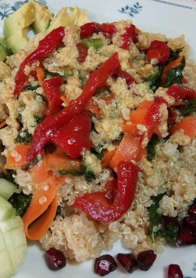 Una foto de Salteado de kale con quinoa