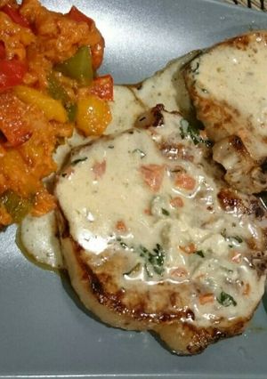 Una foto de Chuletas de cerdo a la gorgonzola