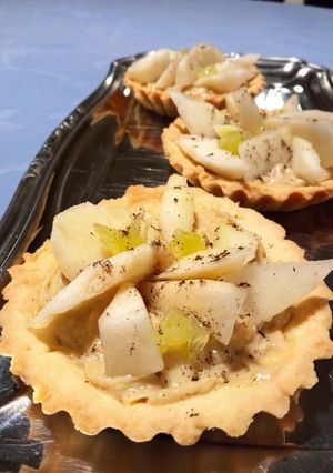 Une photo de Tartelettes poire tonka