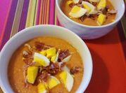 Une photo de gaspacho andalou