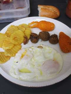 Una foto de Huevos fritos con fritoleo