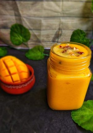 ম্যাংগো স্মুথি (mango smoothie recipe in Bengali) রেসিপির প্রধান ছবি