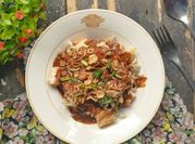 Gambar lontong tahu petis