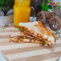 A picture of Chicken fajita sandwich 🥪🥪.