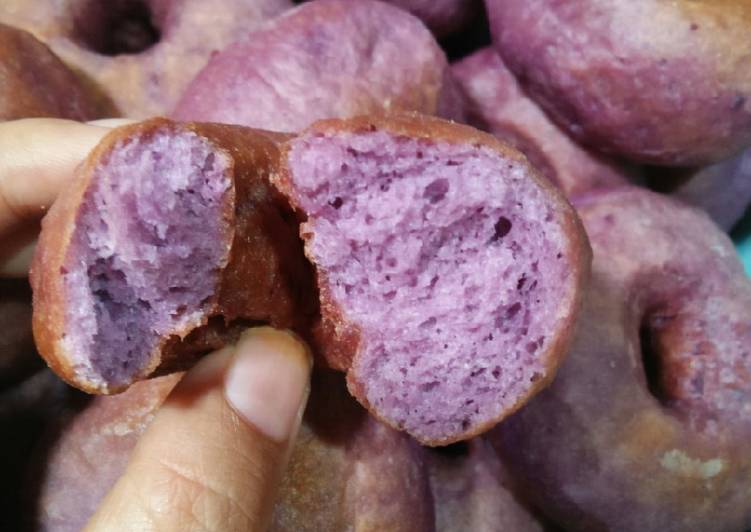 Donat Violet (ubi ungu)