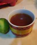 Té de jengibre, cúrcuma y limón