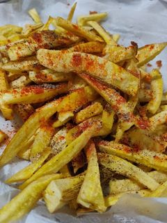 કાચા કેળા ની ચિપ્સ (Kacha kela ni chips recipe in gujarati) રેસીપી મુખ્ય ફોટો
