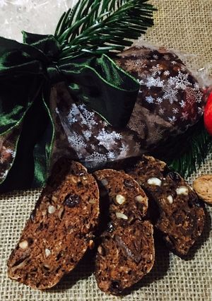 Tiroli almás-karácsonyi kenyér recept fotója