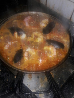 Una foto de Paella valenciana