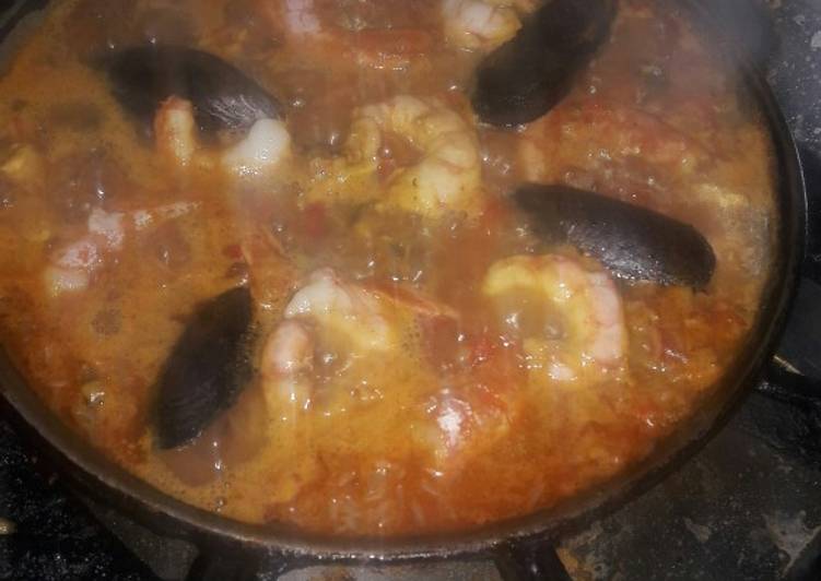 Paella valenciana