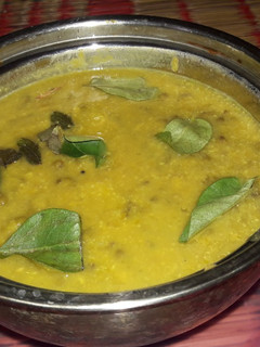 சிறுபயர் மத்தங்ஙா எரிசேரி(பாசிப்பயறு பூசணி) (Sirupayaru matthanka eriseri recipe in tamil) செய்முறை முக்கிய புகைப்படம்