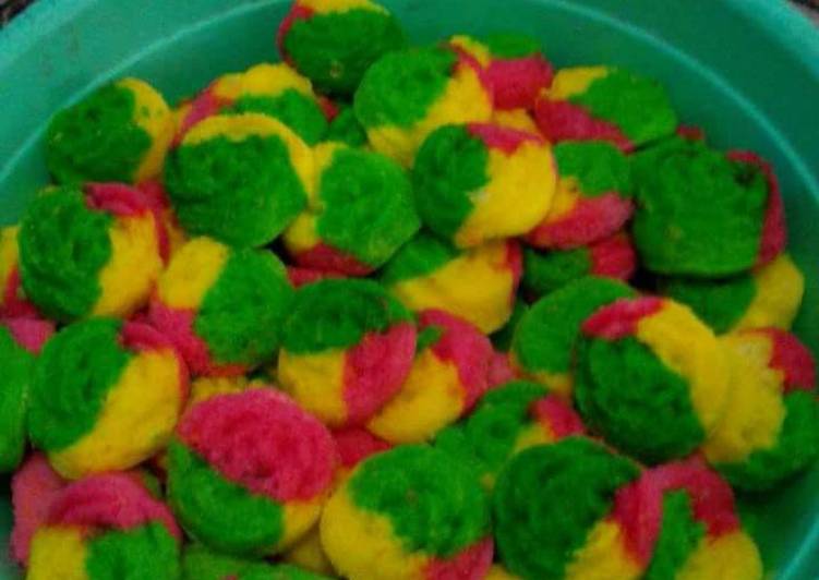 Bagaimana Menyiapkan Bolu mawar praktis (kukus) Anti Gagal