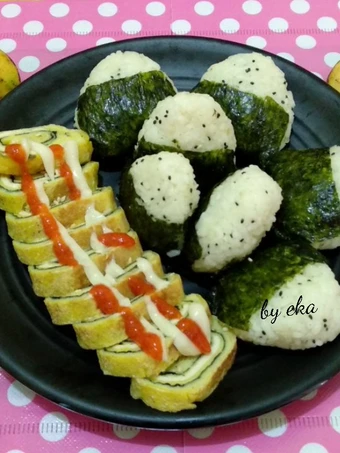 Cara Gampang Membikin Resep  Cheese Nori Tamagoyaki with Onigiri yang Enak, Enak Banget