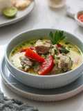 Empal Gentong dengan Susu Evaporasi