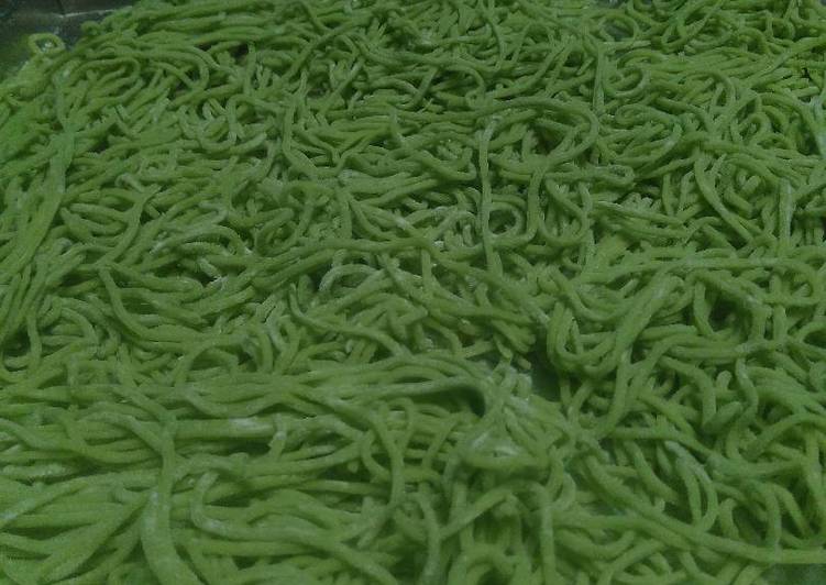 Mie hijau homemade