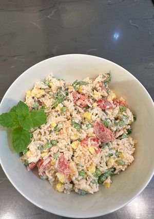 A picture of Cold Rice Salad - and Yes It Uses Up Everything So Nearly FREEEE - and Yummeee :P.