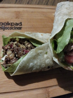 Una foto de Burrito relleno..🥬🌯