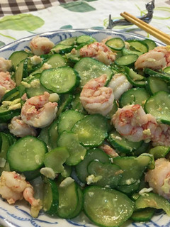 小黃瓜薄片炒蝦仁 的食譜成品照片