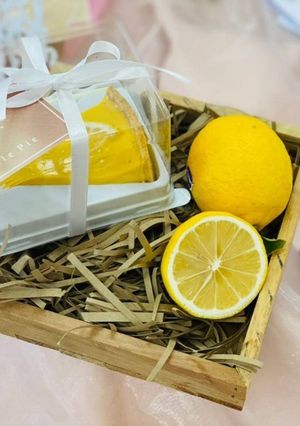 รูปของ เลมอนครีมชีสพาย Lemon cream cheese pie