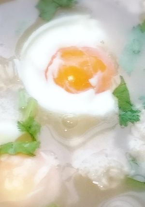 รูปของ โจ๊กไก่ใส่ไข่