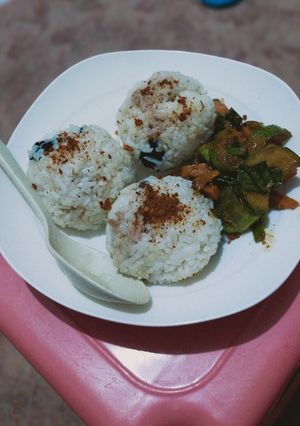 Foto resep Nasi Kepal Isi Tuna Mayo