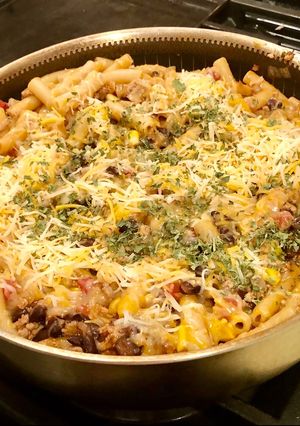 Mexikói fűszerekkel készült taco Pasta recept fotója