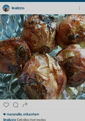 Una foto de Cebollas asadas