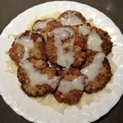 A picture of Beef Patties in White Creamy Sauce.