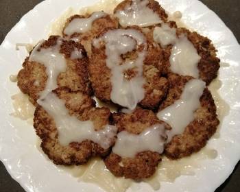 Ready to Serve Beef Patties in White Creamy Sauce Savory Delicious