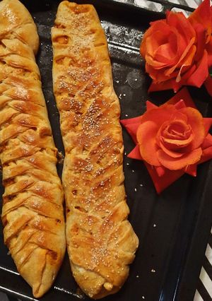 A picture of Chicken tandoori bread.