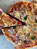 Schnelle Pizza ohne Hefe - Pizzateig Grundrezept