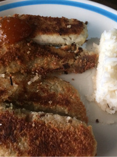 Una foto de Filete de pescado empanizado con coco