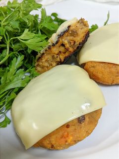 Una foto de Hamburguesas de boniato y berenjena