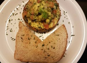 Una foto de Muffin de huevos con espinacas