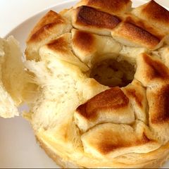 A picture of Japanese soft and fluffy condensed milk bread.