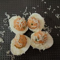 A picture of Egg stuff.