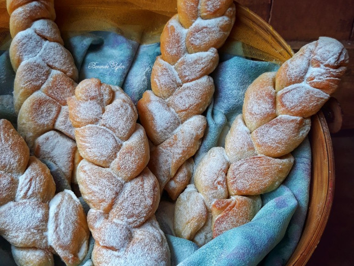 Cara Gampang Menyiapkan Donat Kepang Anti Gagal