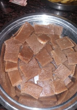 A picture of Singhare ka halwa.
