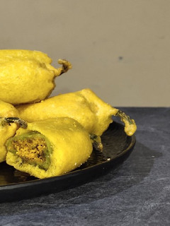 મિર્ચી ભજીયા રેસીપી મુખ્ય ફોટો