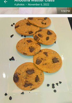 A picture of Chocolate chip cookies.