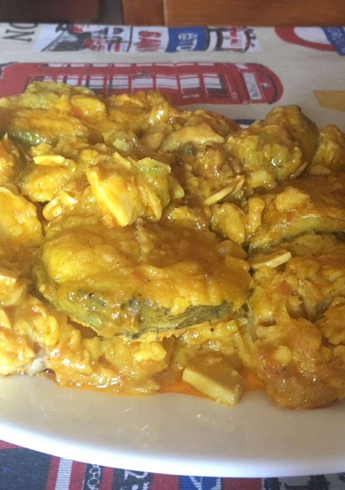 Una foto de Merluza en salsa marinera