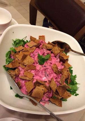 صورة لوصفة السلطة الزهرية 💓Pink salad