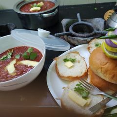 A picture of Pav bhaji.