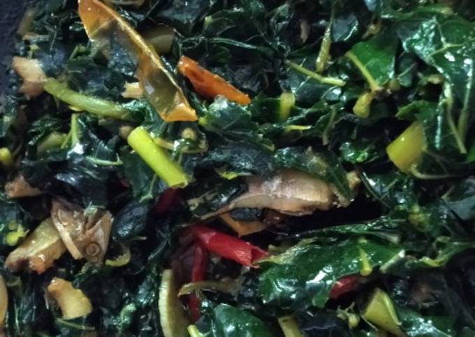 Langkah Mudah untuk Membuat Tumis daun pepaya teri yang Bisa Manjain Lidah