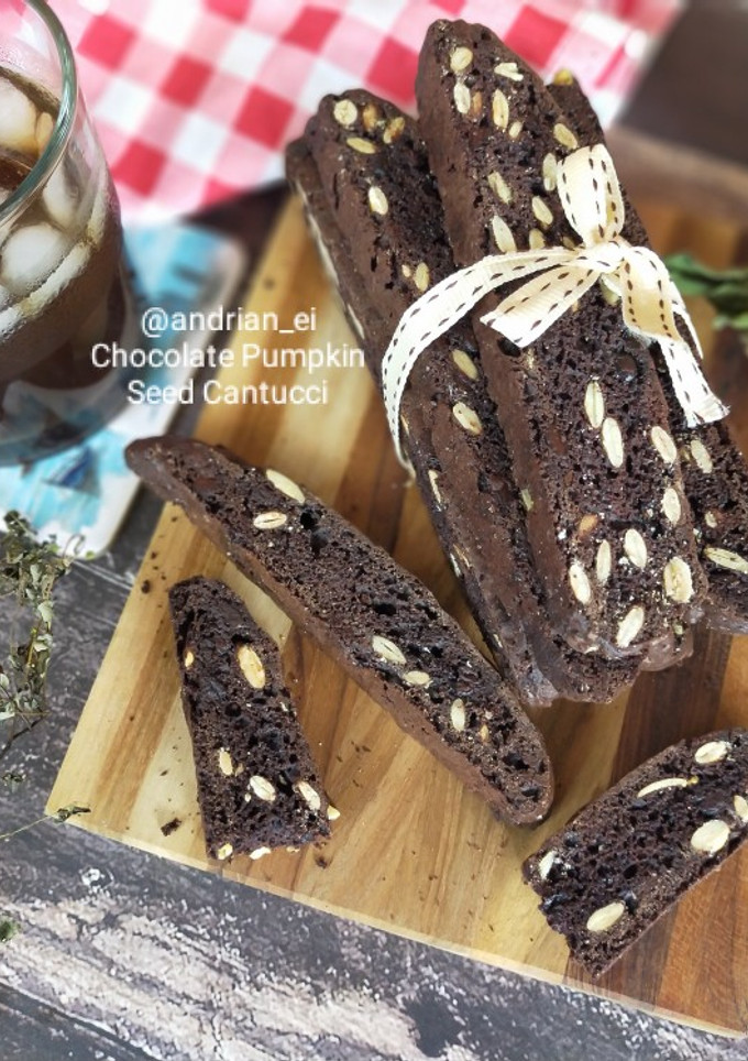 Foto resep Chocolate Pumpkin Seed Cantucci (Biscotti)