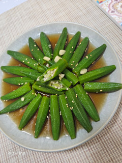 日式涼拌秋葵 的食譜成品照片