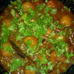A picture of New season ke aloo dum.