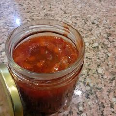 A picture of Strawberry sauce.