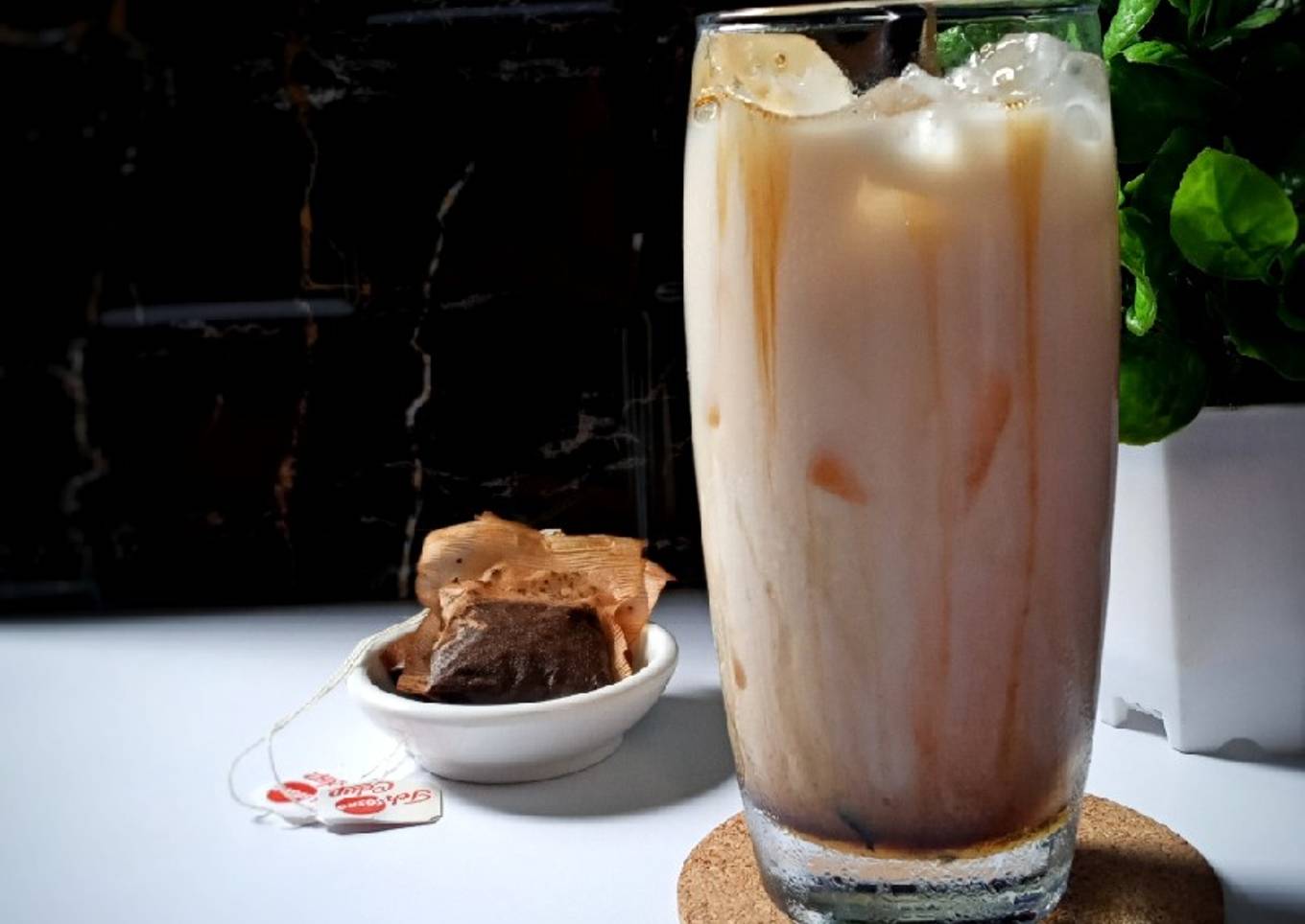 Iced Caramel Tea Latte