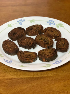 A picture of Alu vadi / patra.